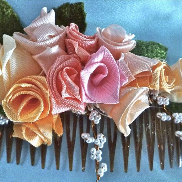 VTG Silk pastel colors Rose Peach and Pearl Facinator-artisan made-bridal-party - Picture 3 of 4